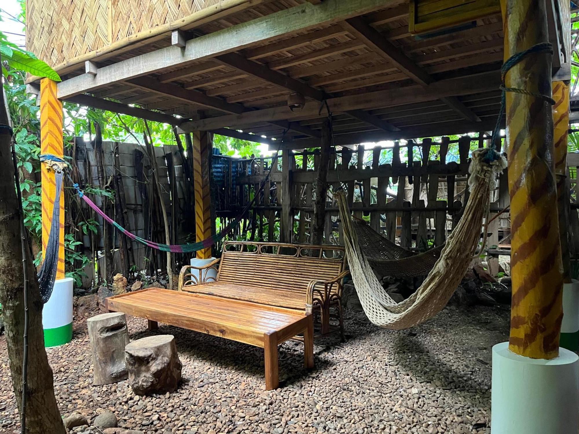 Bamboo Nest Puerto Princesa Exterior foto